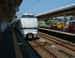 貫通路型の運転台